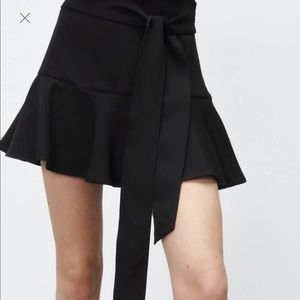 Zara black mini skirt size L